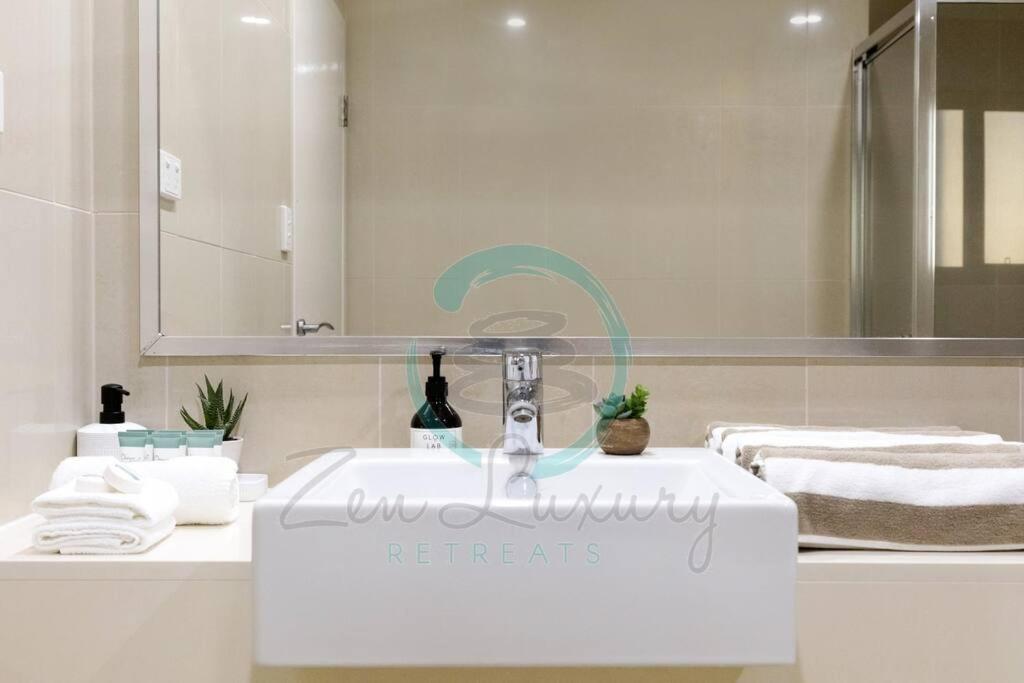 Zen Ocean Charm 3Br Luxury W/Front Apt Pool + Bbq Darwin Dış mekan fotoğraf